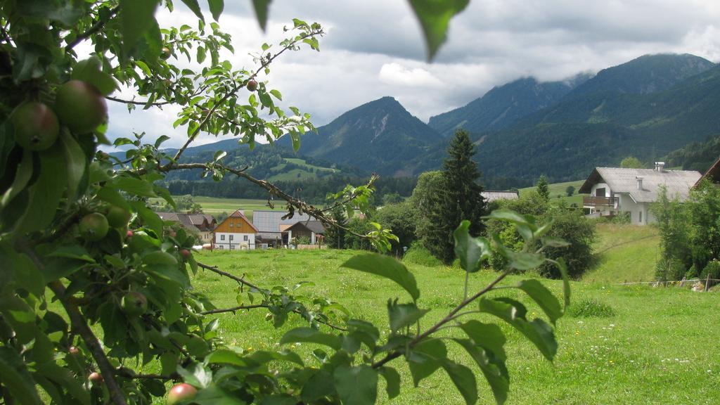 Gaestehaus Zum Steirischen Kuss Aich  Exterior foto